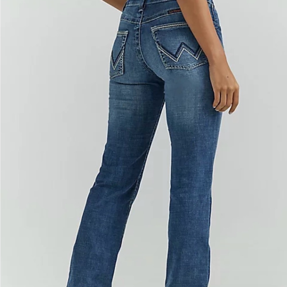 WOMEN'S WRANGLER® ULTIMATE RIDING JEAN WILLOW MID-RISE BOOTCUT
